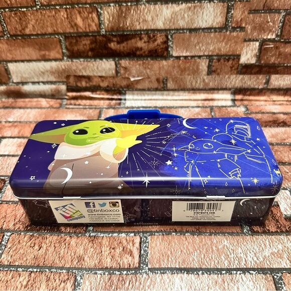 Star Wars The Mandalorian Grogu Tin Metal carrier box - Picture 2 of 11